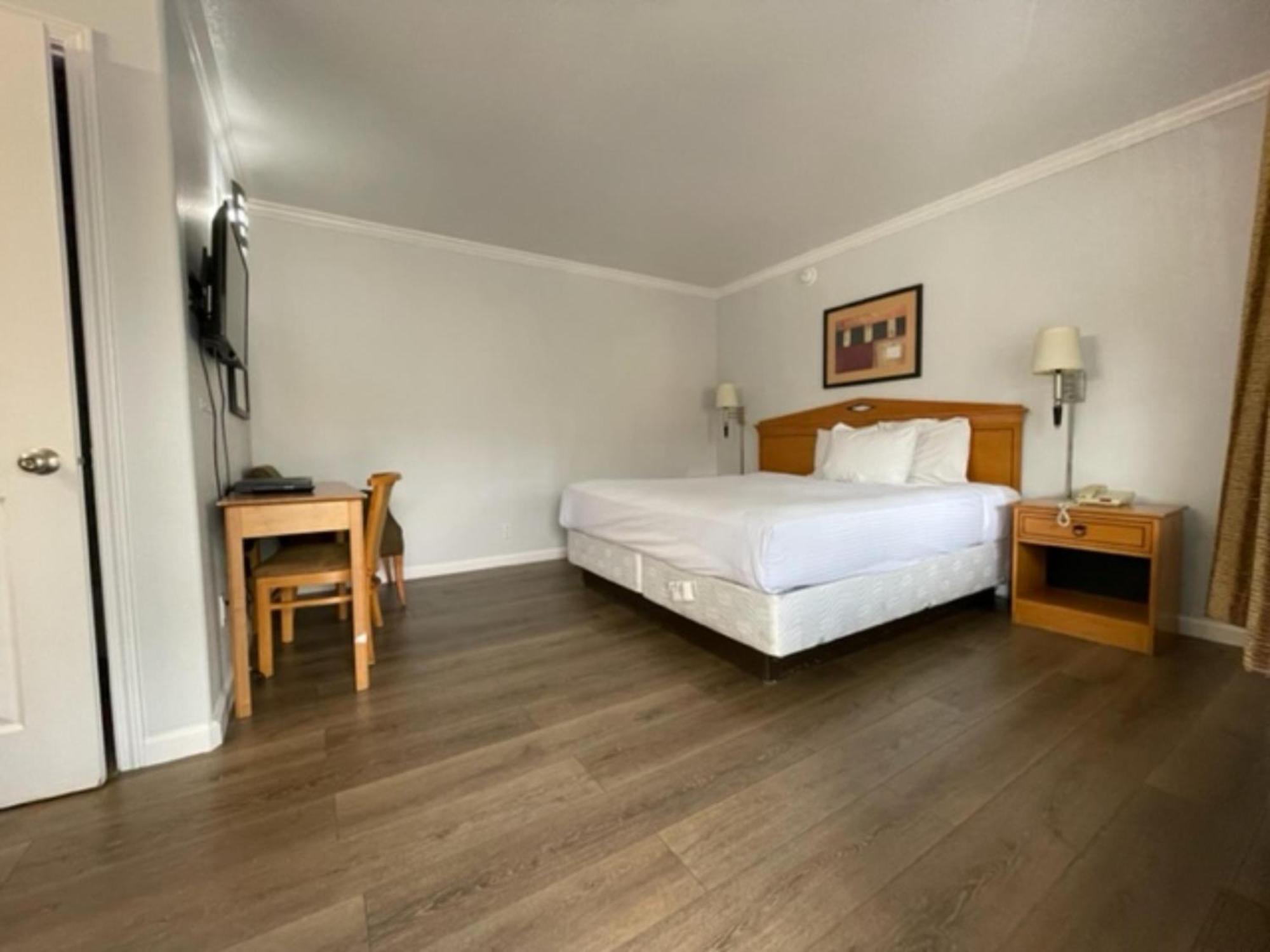 6 Ca Lombard Street Hotel